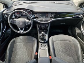 Opel Astra 1.4T SPORTS TOURER + 1.MAJITEL rok 2018 - 9