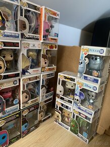 Funko pop postavicky - 9