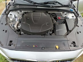 Prodám Volvo V90 D4 140kW Momentum - 9