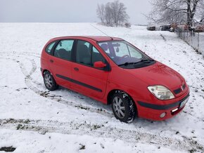 Renault Scénic 1,4i - 9