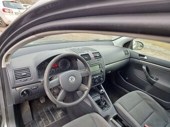 Volkswagen Golf 1.6 FSI, 6 rychl., ALU 16 - 9