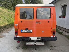 VW LT35 Mk1 2.4 R6 diesel 55kw - 1984 - 9