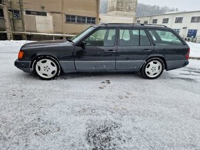 Mercedes W124 300TE, motorizace 300E benzinový šestiválec s - 9