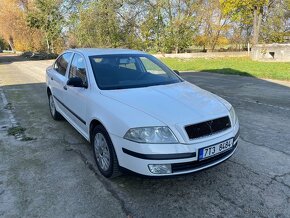 Škoda Octavia II 1.6 MPi  Klimatizace - 9