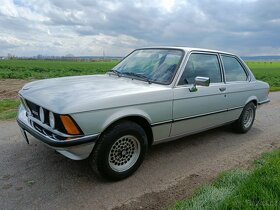 Bmw e21 320i - 9