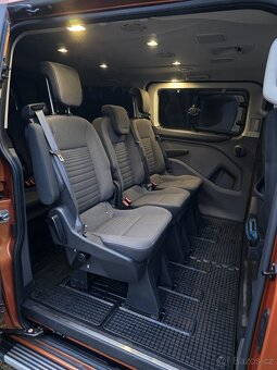 Ford Tourneo Custom - 9