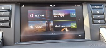 Land Rover Discovery Sport 2.0 tdi 110kw SE - 9