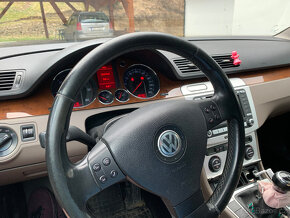 Passat B6 2.0 TDI 103 KW 4motion bouraný - 9