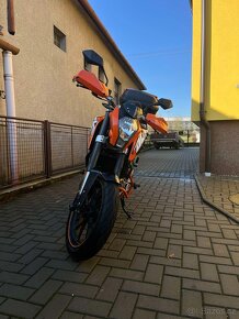 KTM Duke 125 - 9