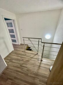 Prodej rodinného domu 218 m², pozemek 742 m² 1111 - 9