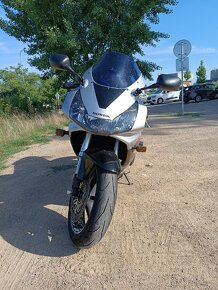 CBR 954RR - 9