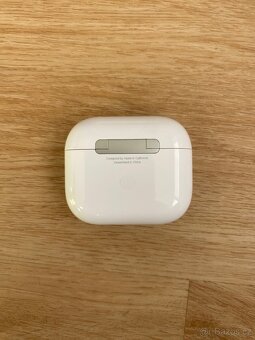 Airpods Gen 3 - 9