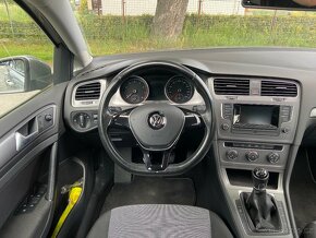 Volkswagen Golf 1.2 TSi Serviska, Tempomat, AC - 9