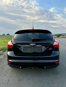 FORD FOCUS ST 184kw 2014 - 9