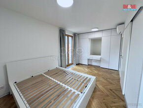 Pronájem bytu 3+kk, 103 m², Praha, ul. Na návsi - 9