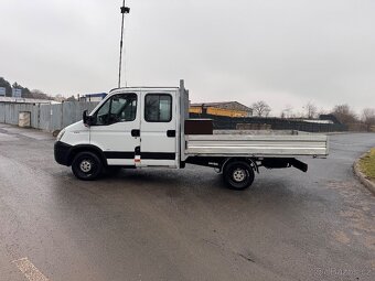 IVECO DAILY DOUBLECAB VALNÍK 7 MÍST TEMPOMAT - 9