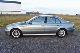 BMW e39 535i ,16:9,DVOJITÁ OKNA,EL.VOLANT,SERVISKA BMW - 9