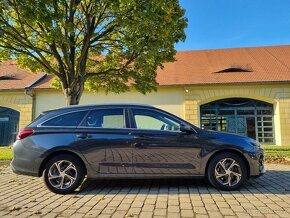 Hyundai i30 1.5i CVVT SMART KOMBI - 9