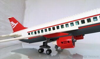 ✈✈✈Lego velké letadlo - červenobílé - 9