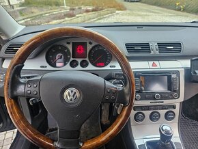 VW Passat Variant Comfortline 2.0 TDI 103 kW 2008 - 9