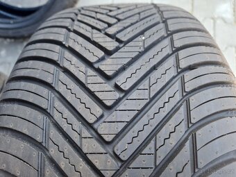 235/40 r19 zimni celorocne pneumatiky 235 40 19 235/40/19 - 9