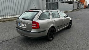 Octavia II 1.9 TDI 77kw DSG 2008 - 9