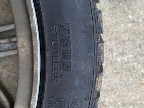 Celoroční pneu 215/45/17 a R17 kola 4x100 - 9