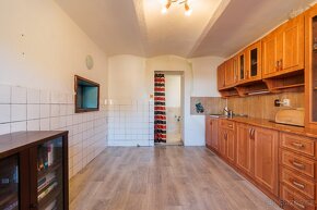 Prodej domu 70 m² s pozemkem 638 m² - Obec Čičová - 9