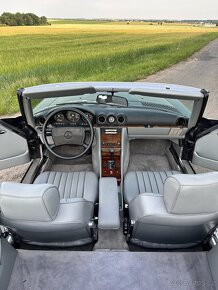 Mercedes Benz R107 560SL - 9