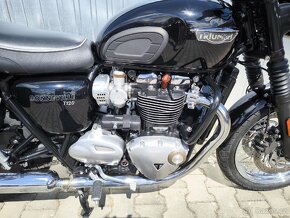 Triumph Bonneville T120 - 9