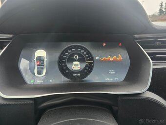 Tesla Model S 85 - 9