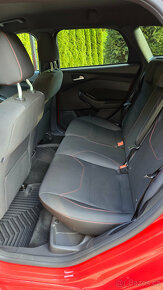 Ford Focus ST line RED/Black Edition - 9