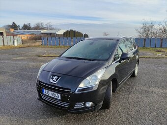 Prodám Peugeot 5008, 2,0 HDI - 9