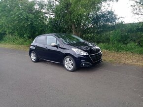 Peugeot 208 - 9