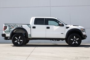 Ford F-150 6.2L SVT Raptor - 9