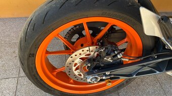 KTM DUKE 390 / ABS / 2x klíč / PĚKNÁ / doplňky/ po majitelce - 9