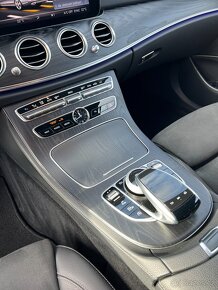 Mercedes-Benz Třídy E, 400d AMG 4Matic TAŽNÉ DPH 1.MAJ - 9