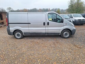 Opel Vivaro 2.5Dci 166000Km 2x boční dveře - 9