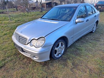 Mercedes Benz W 203 C200 CDI Automat – celek na díly - 9