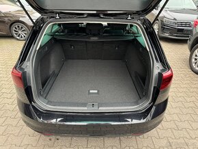 VW Passat B8 2.0 TDI 140kW DSG Tažné ACC Navigace Matrix LED - 9