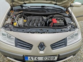 Renault Megane Grand Tour 1.6 16V ČR. Nízké KM - 9