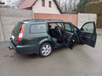 Benzínový Ford Mondeo 1. Majitel.. - 9