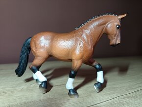 SCHLEICH a COLLECTA Koně - 9