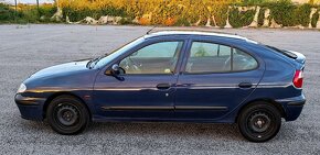 Renault Megane 1,4 70 kW 05/2002, klima, 2 sady kol - 9