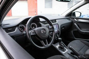 Škoda Octavia Combi 2.0 TDI SCR Style DSG Odpočet DPH - 9