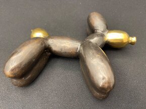 Socha bronz/mosaz Ballon dog - menší, patina - 9