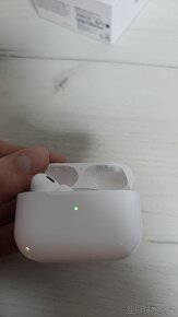 AirPods Pro 2. generace - 9