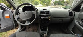 Hyundai Accent - 9