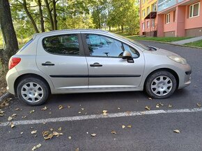 Peugeot 207 k opravě nebo na ND - 9