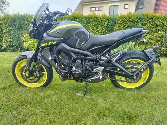 Yamaha mt09 - 9